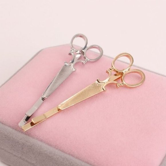 ✨ 3/$30 Scissors Metal Hair Clip - Picture 6 of 7